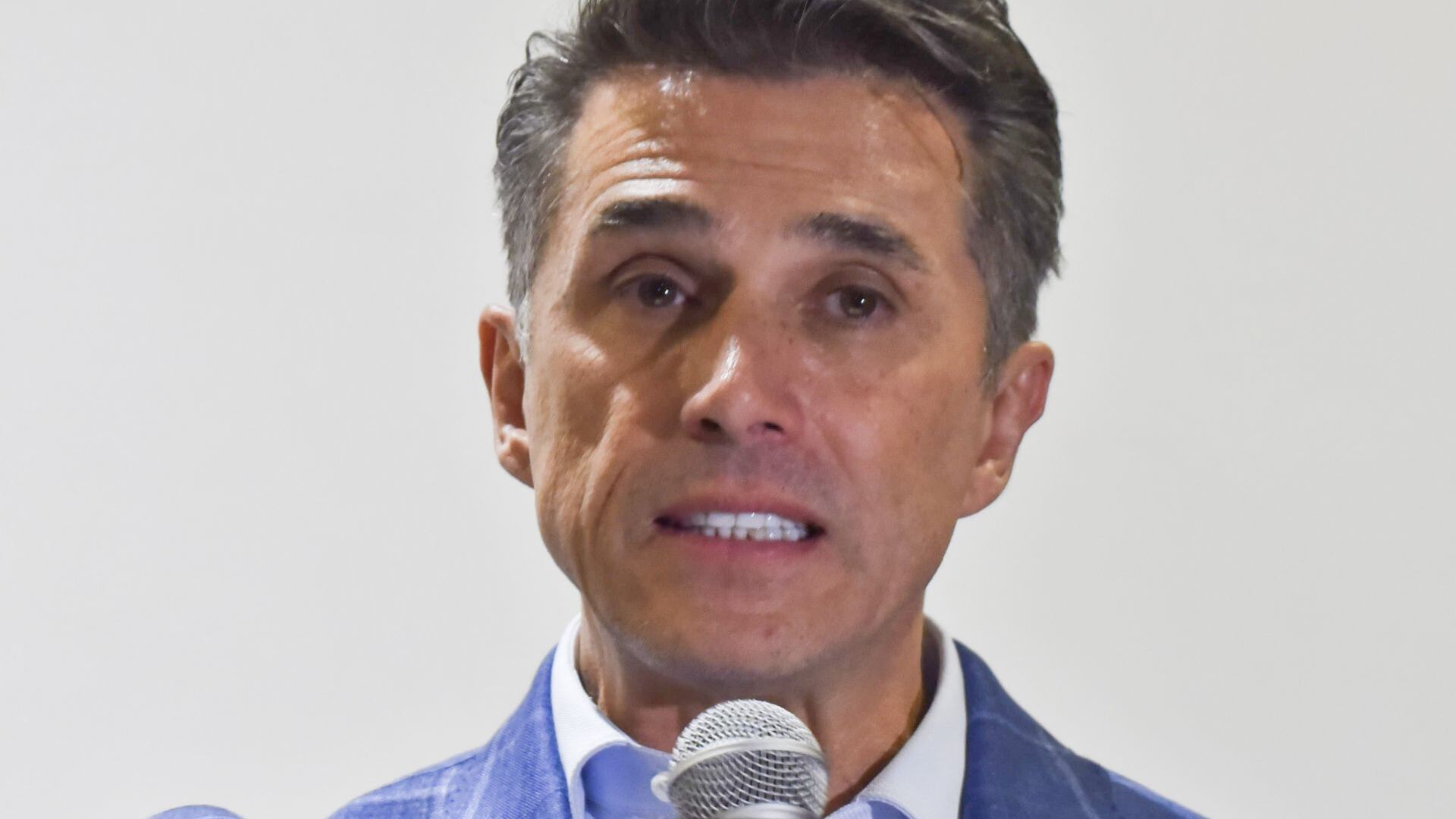 Sergio Mayer inscribirá una reserva contra la reforma al Poder Judicial de la Federación