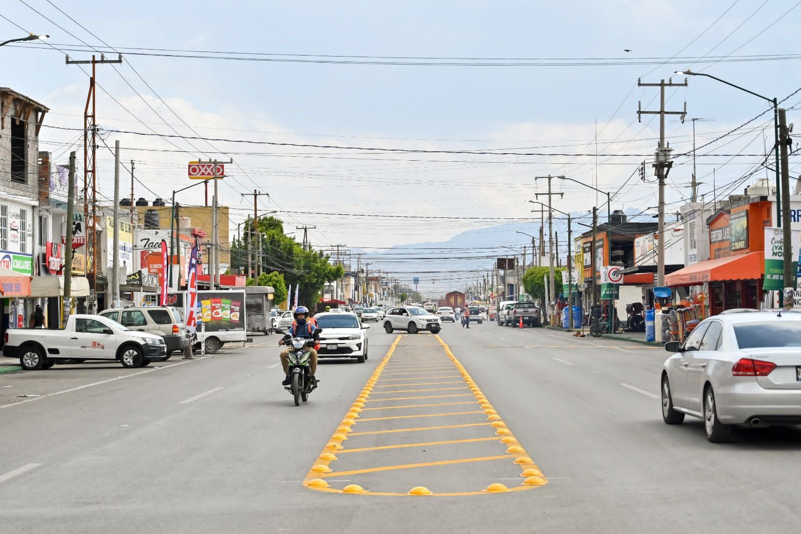Ricardo Gallardo inauguró la avenida José de Gálvez