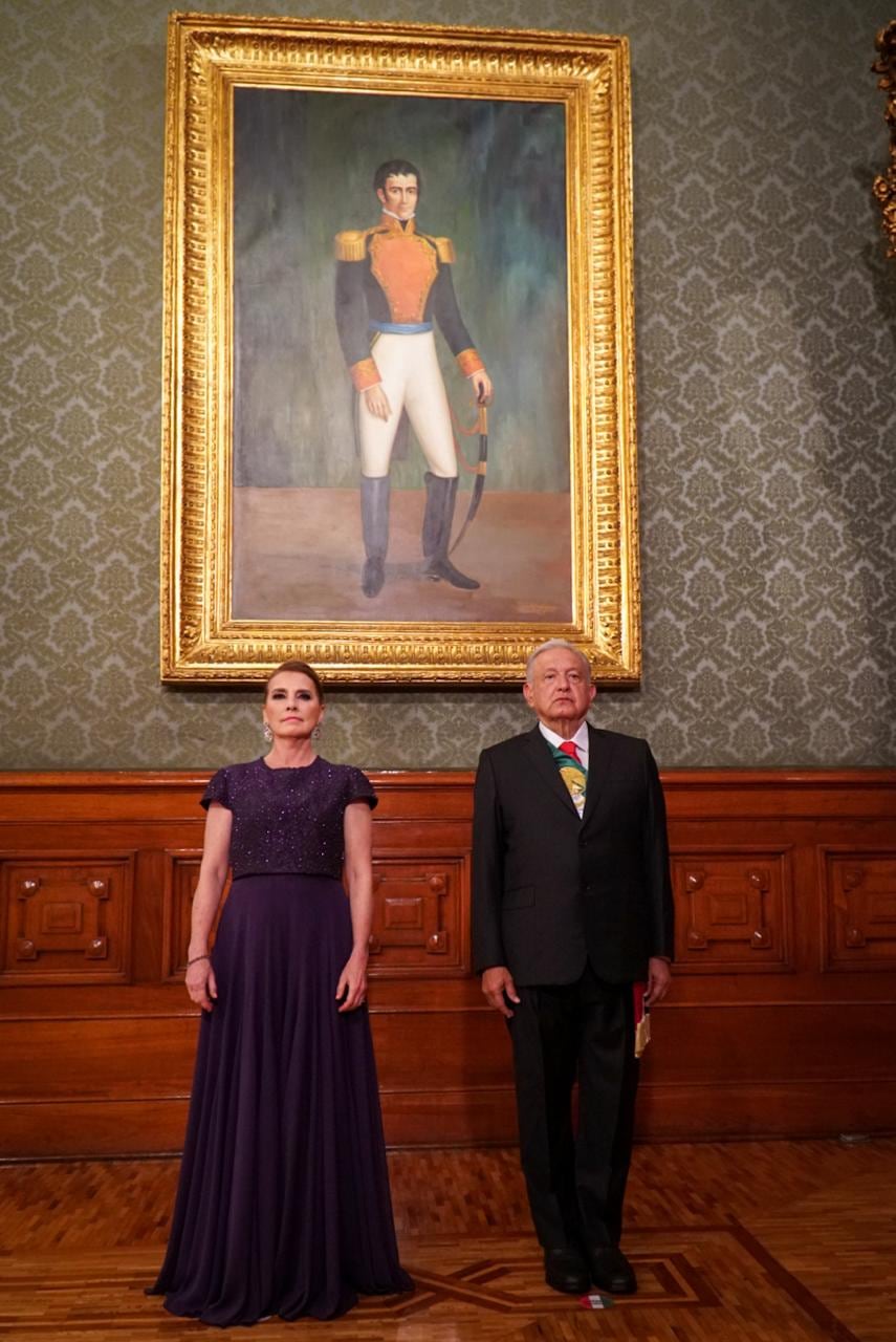 El vestido de Beatriz Gutiérrez durante el Grito de Independencia 2024
