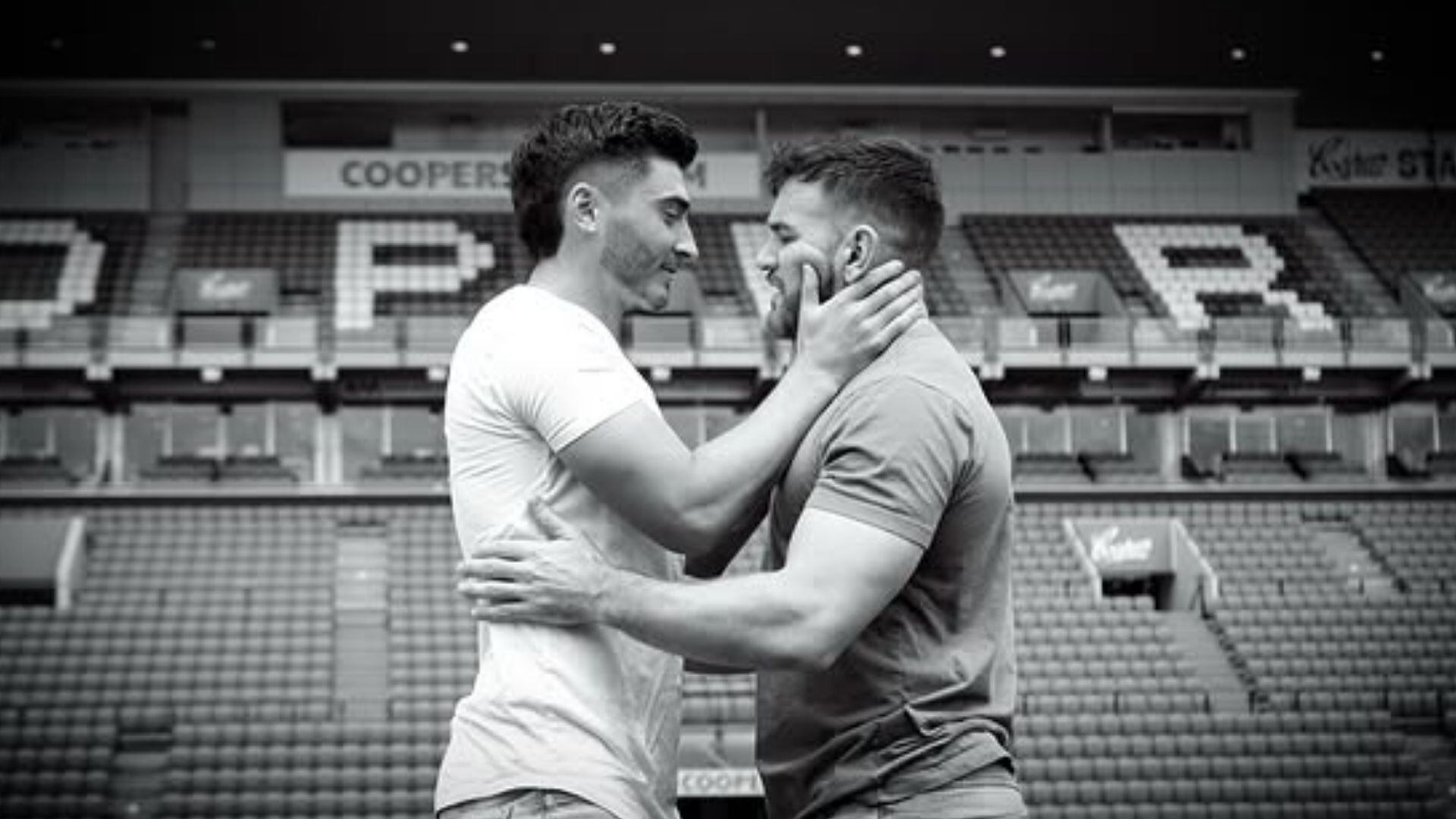 “No fue por futbol, fue por ser gay”: La denuncia que sacude al futbol mundial