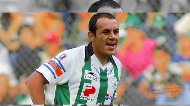 Siguen los homenajes; Santos se despide de Cuauhtémoc Blanco