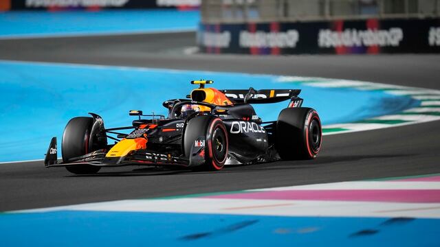 Checo Pérez en la calificación del GP de Arabia Saudita