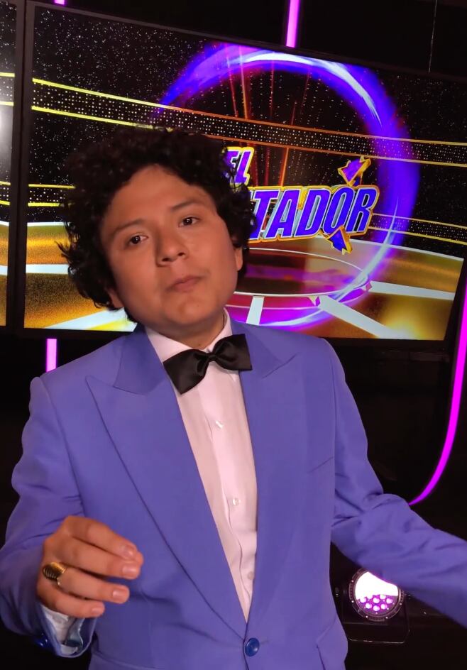 Luigi, aspirante imitador de José José