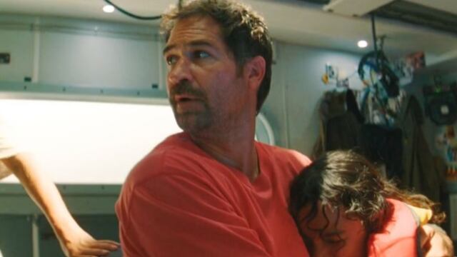 Manuel García-Rulfo en Jurassic World: Renace