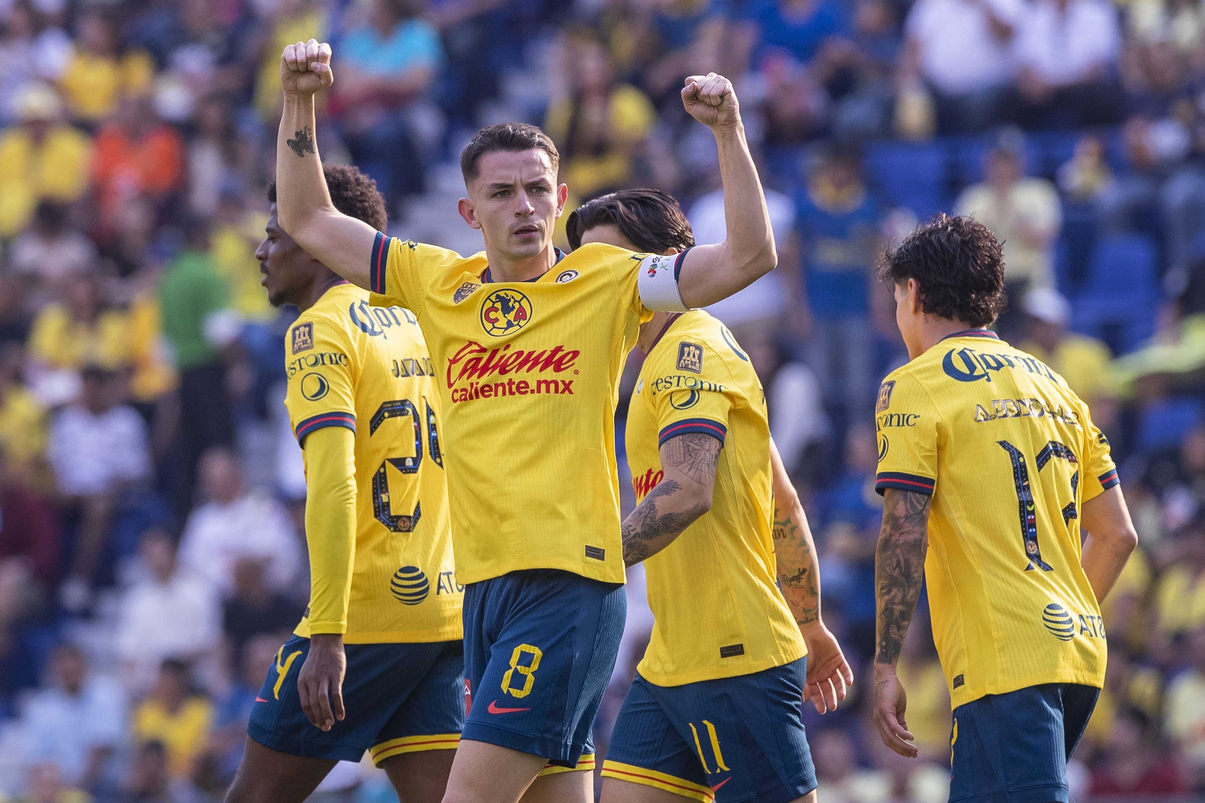 Álvaro Fidalgo en el América vs Mazatlán.