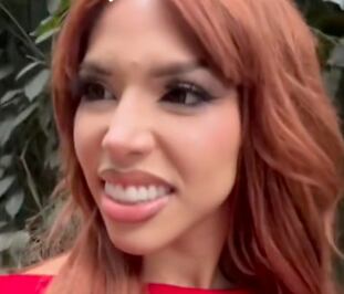 Yeri Mua se mete en una pelea callejera y regañada quedó