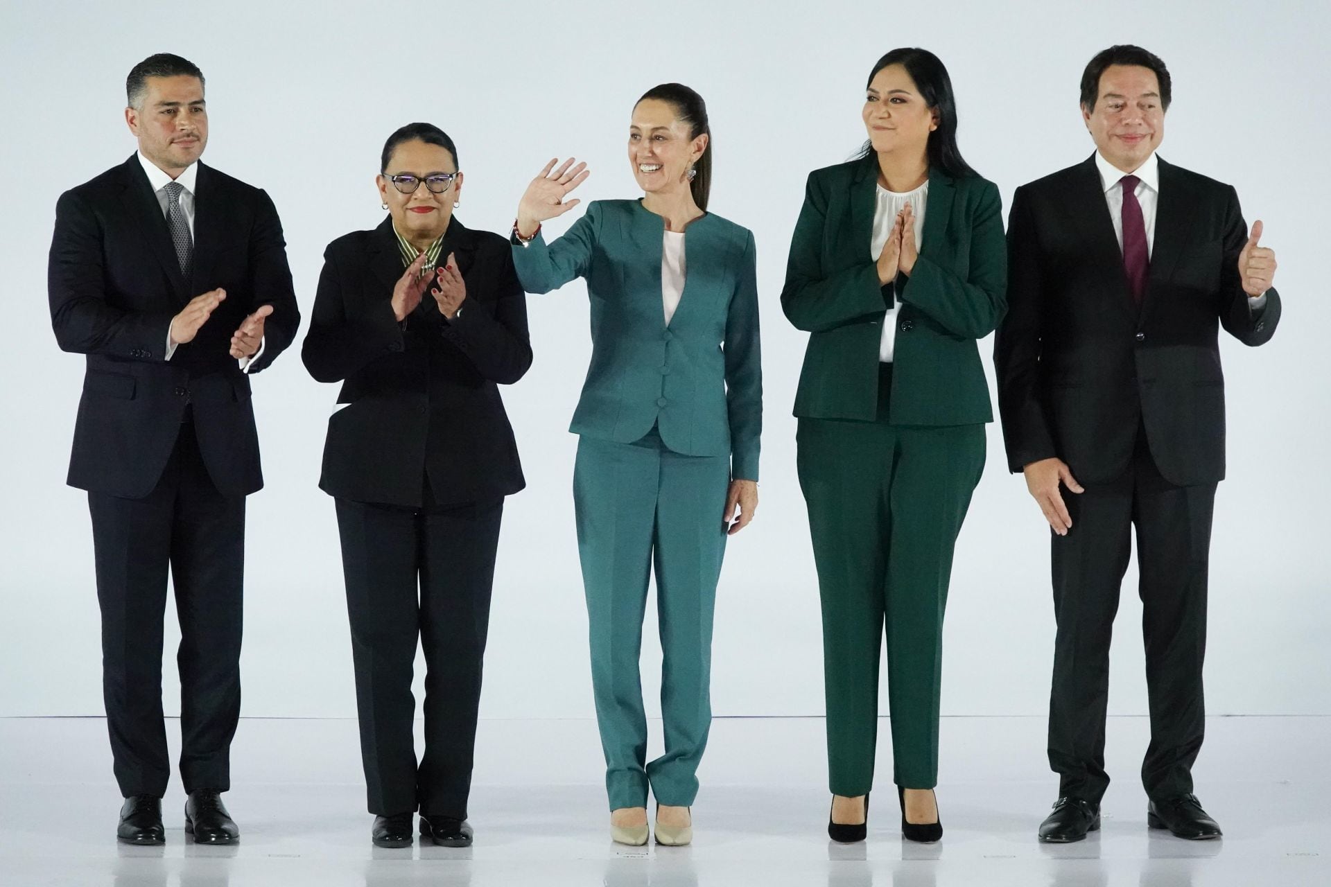 Claudia Sheinbaum presenta a su gabinete