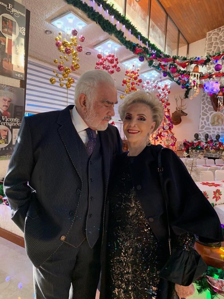 Vicente Fernández y Doña Cuquita.