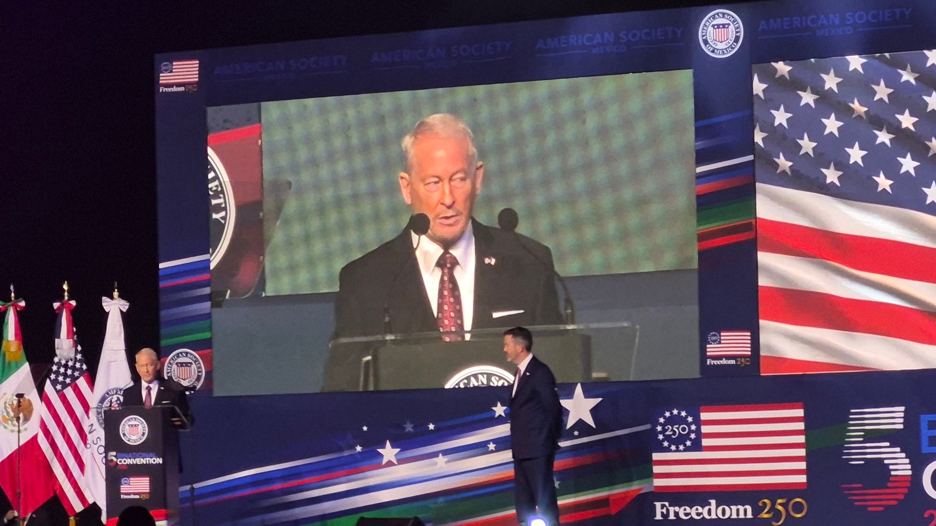 Ronald Johnson: Estados Unidos busca un México soberano y libre de cárteles, “no como intervencionistas”