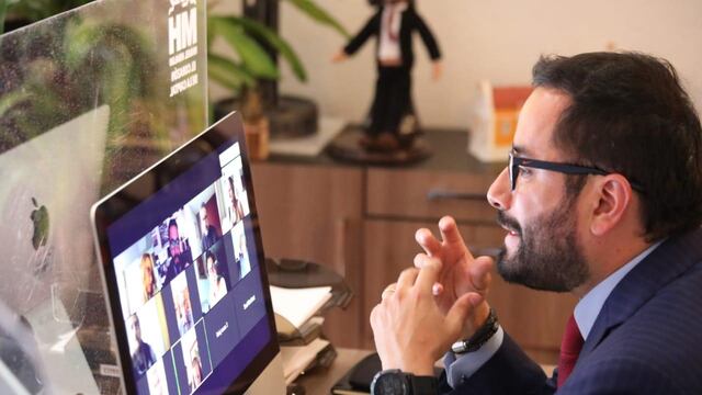 Víctor Hugo Romo de Vivar Guerra.