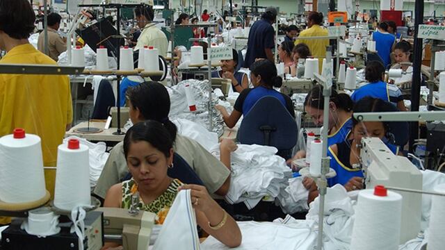 Reducción de la jornada laboral podría implicar la contratación de 600 mil empleados más en las maquilas
