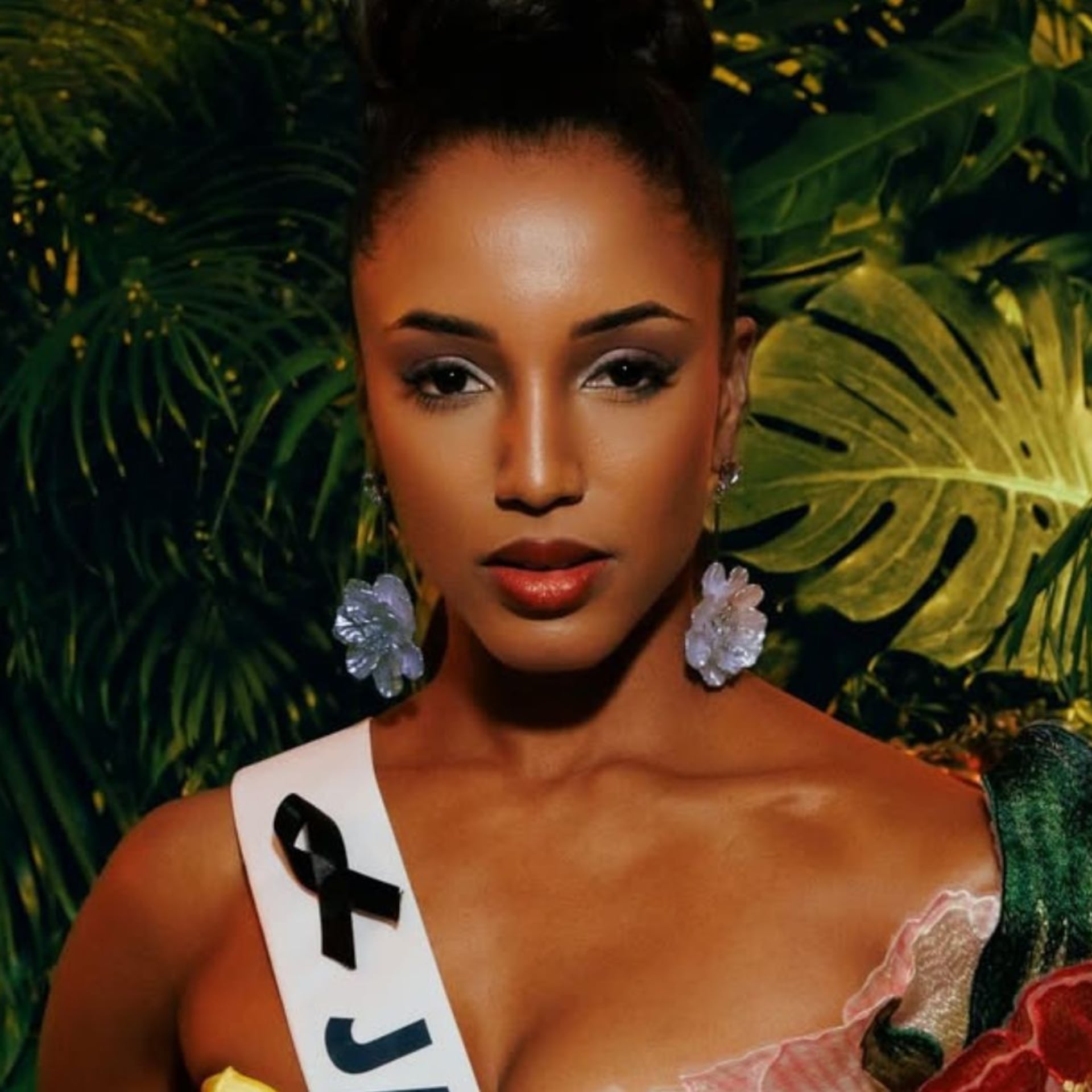 ¿Quién es Gabrielle Henry? Miss Jamaica está en cuidados intensivos por caída en Miss Universo 2025
