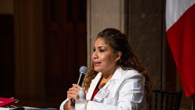 Amalia Becerra Aquino.