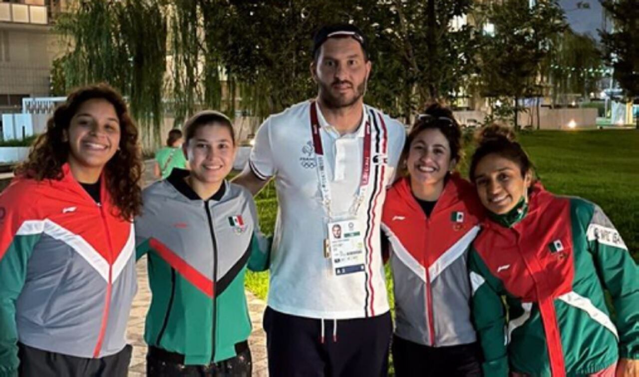 Gignac cumple el sueño de las clavadistas mexicanas