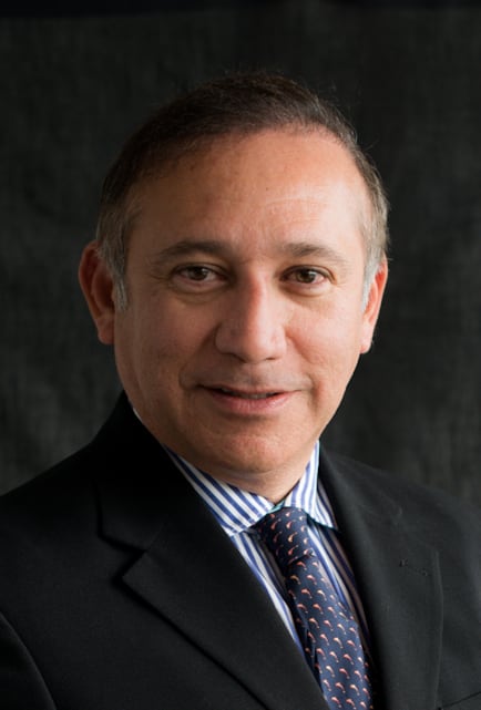 Eduardo Albor Villanueva, dueño de Dolphin Discovery