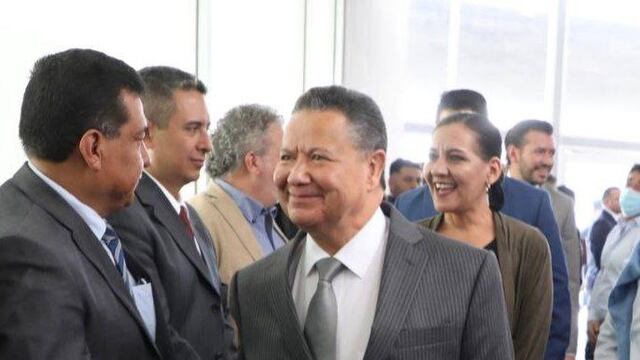 Julio Menchaca, gobernador de Hidalgo