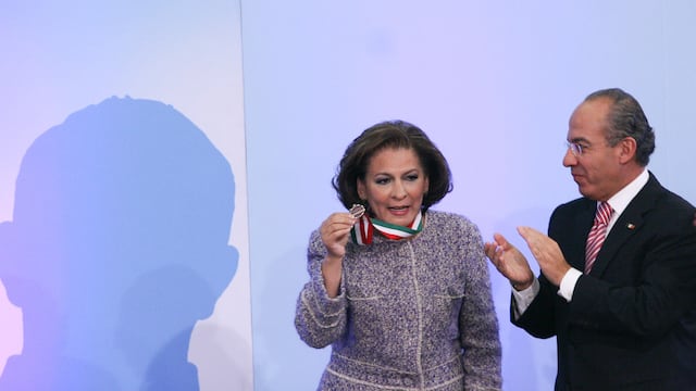 Se presenta padre biológico de Hugo Alberto Wallace; señala irregularidades de Isabel Miranda