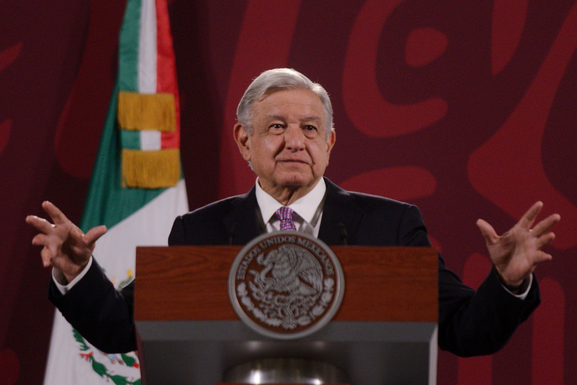 AMLO anuncia Plan B para reforma electoral