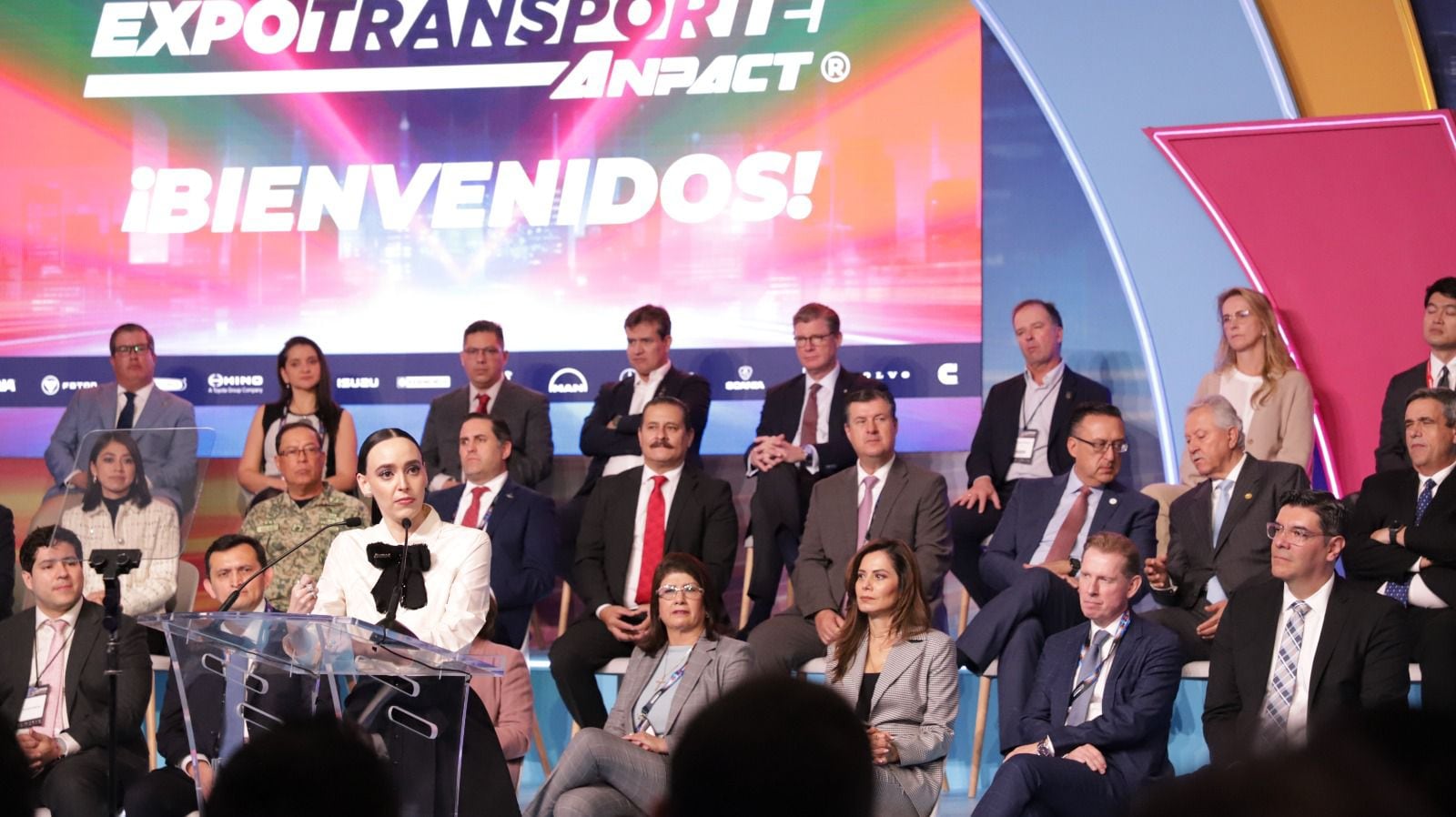 Más de 660 expositores y 60 mil asistentes de 35 países se reúnen en la Expo Transporte ANPACT 2025