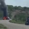 ¿Qué pasa en Sinaloa de Leyva? Reportan bloqueo con incendio de vehículos en la carretera hacía Bacubirito