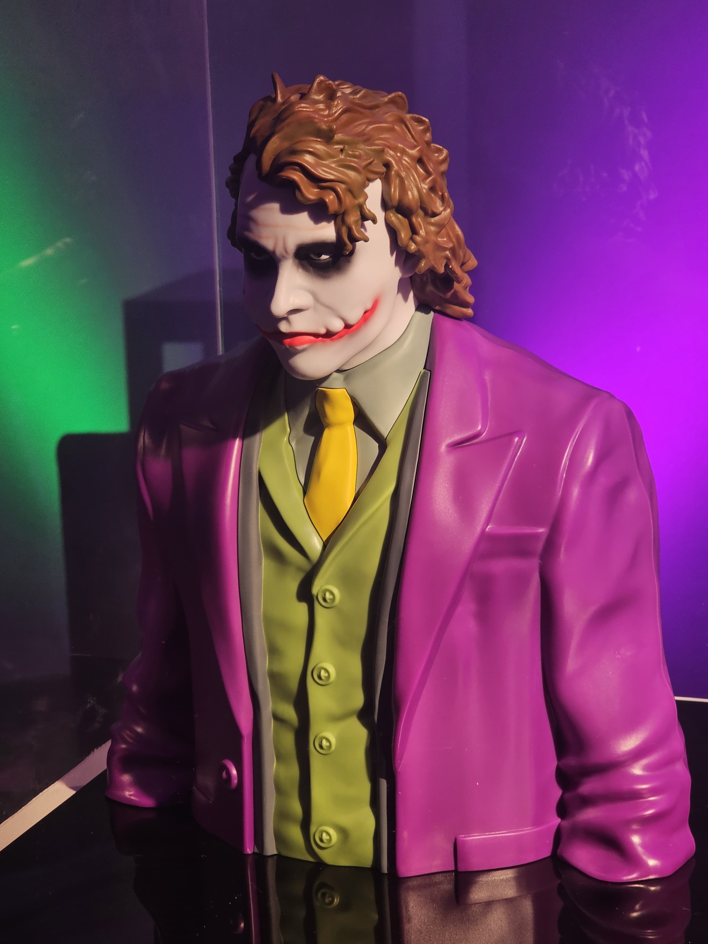 Palomera coleccionable del Joker de Batman en Cinemex