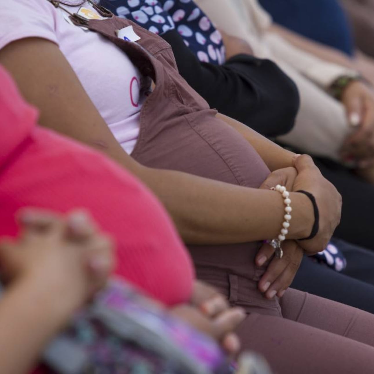 Colombia, vientres en dólares y la prohibición que urge también para México