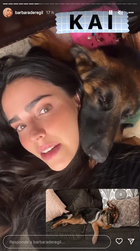 Bárbara de Regil y su perra Kai.