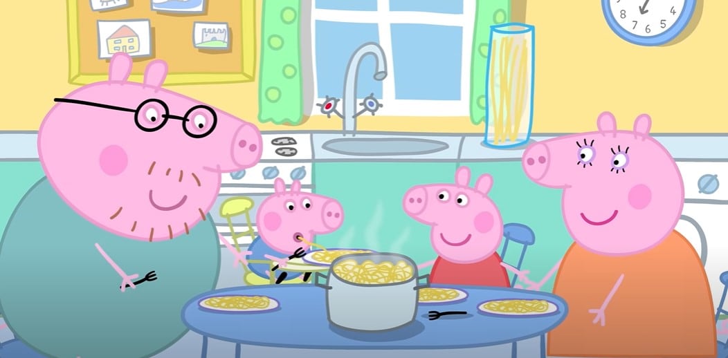Peppa Pig pierde un diente comiendo espagueti