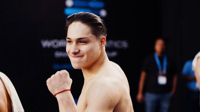 ¡Orgullo nacional! México se lleva la plata en Mundial de Clavados en equipo mixto; Osmar Olvera hace historia.