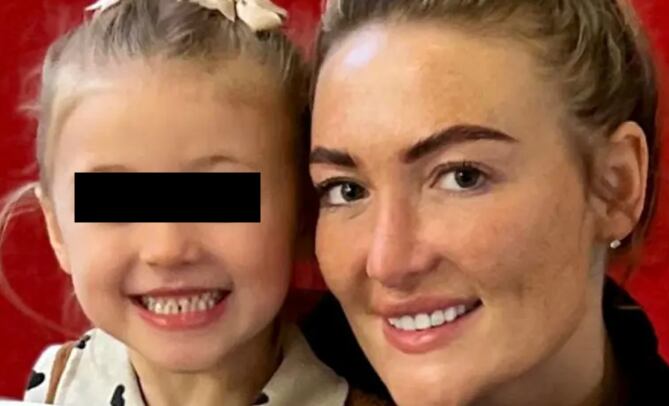 Reign y su mamá Leanne Passey