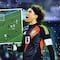 Memo Ochoa sigue callando a sus detractores; ahora hizo descomunal atajada a Pulisic