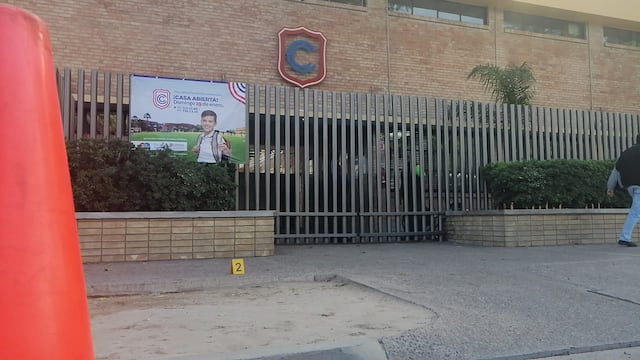 Fachada del Colegio Cervantes