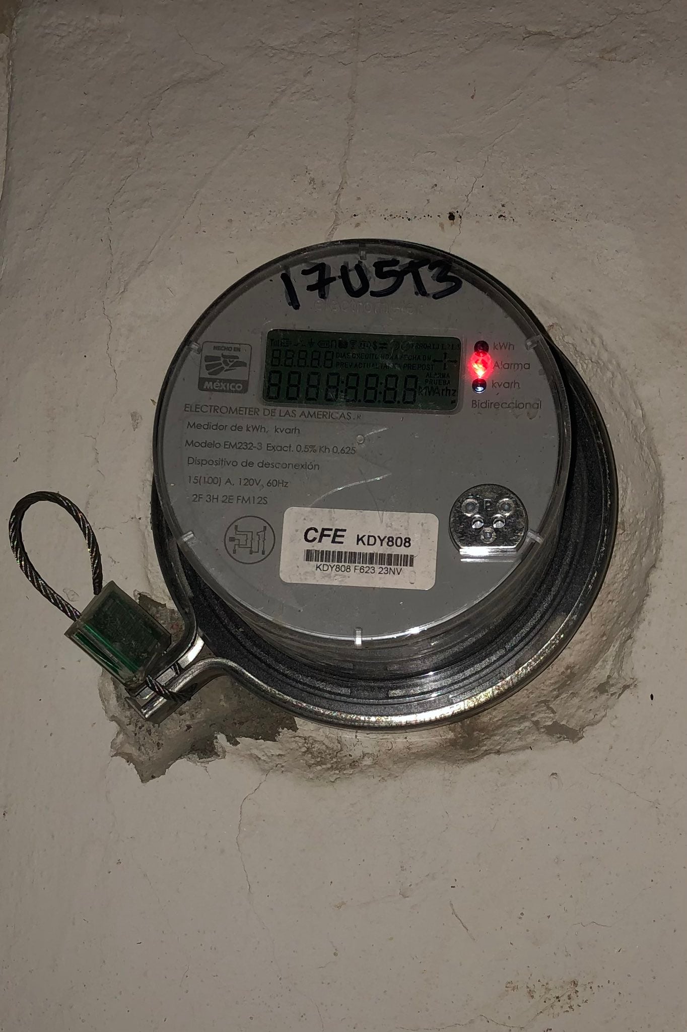 Luz roja en el medidor CFE