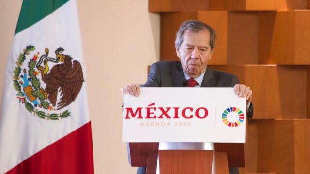 Porfirio Muñoz Ledo, presidente de la Mesa Directiva de la Cámara de Diputados.