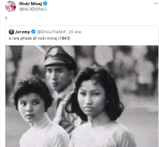 Nicki Minaj se cuestiona si es una viajera del tiempo.