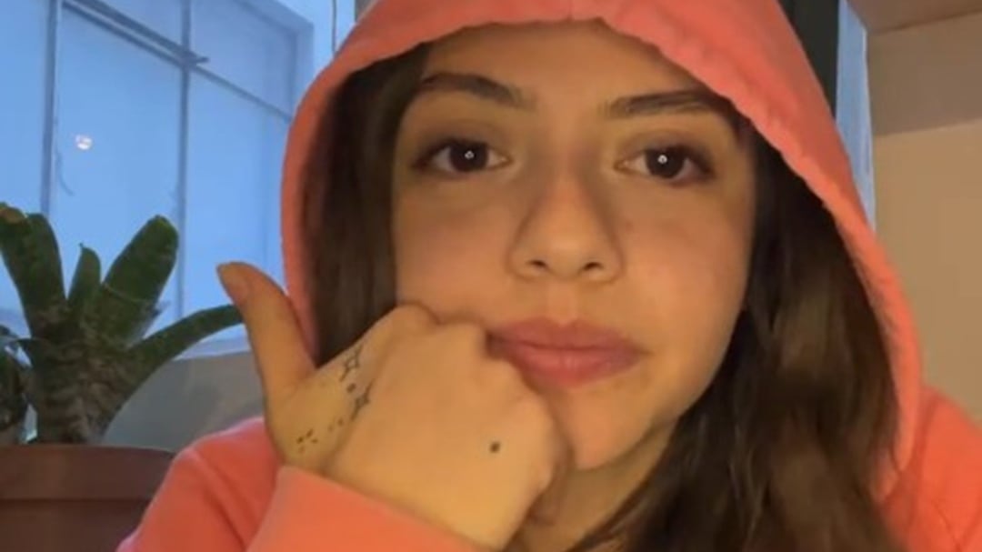 Daniela Parra ha “trabajado mucho” para pagar el abogado de Héctor Parra, dice su orgullosa abuela