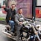 ¿A tres metros sobre el cielo? Gerardo Fernández Noroña tuvo que montar una motocicleta para llegar a tiempo