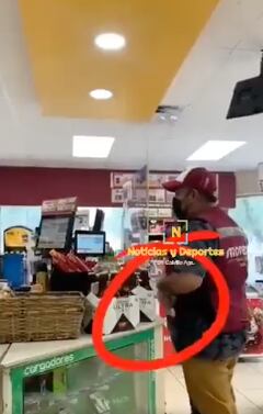 presuntos militantes de Morena roban en un Oxxo y autopartes/captura de video