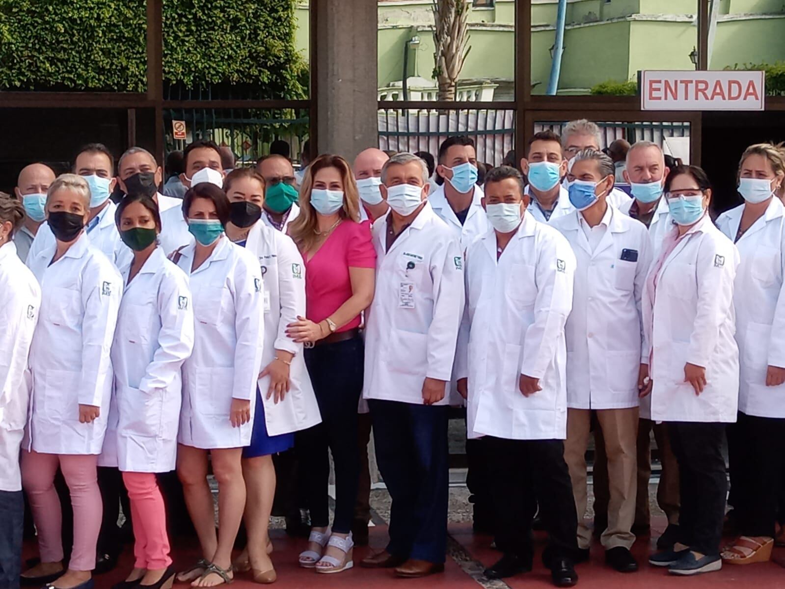 Médicos cubanos ya trabajan en Nayarit