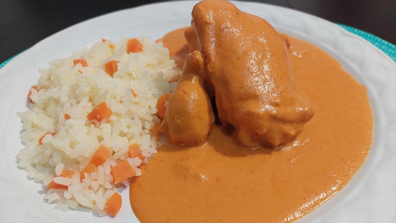 Pollo encacahuatado está en el ranking 50 de Taste Atlas 2024
