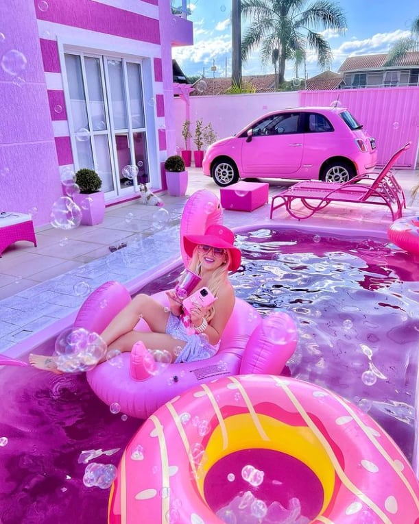 Bruna Barbie, influencer