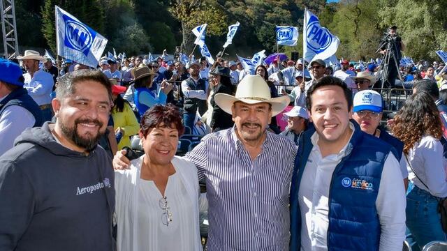 Pedro Rodríguez Villegas con la alianza opositora