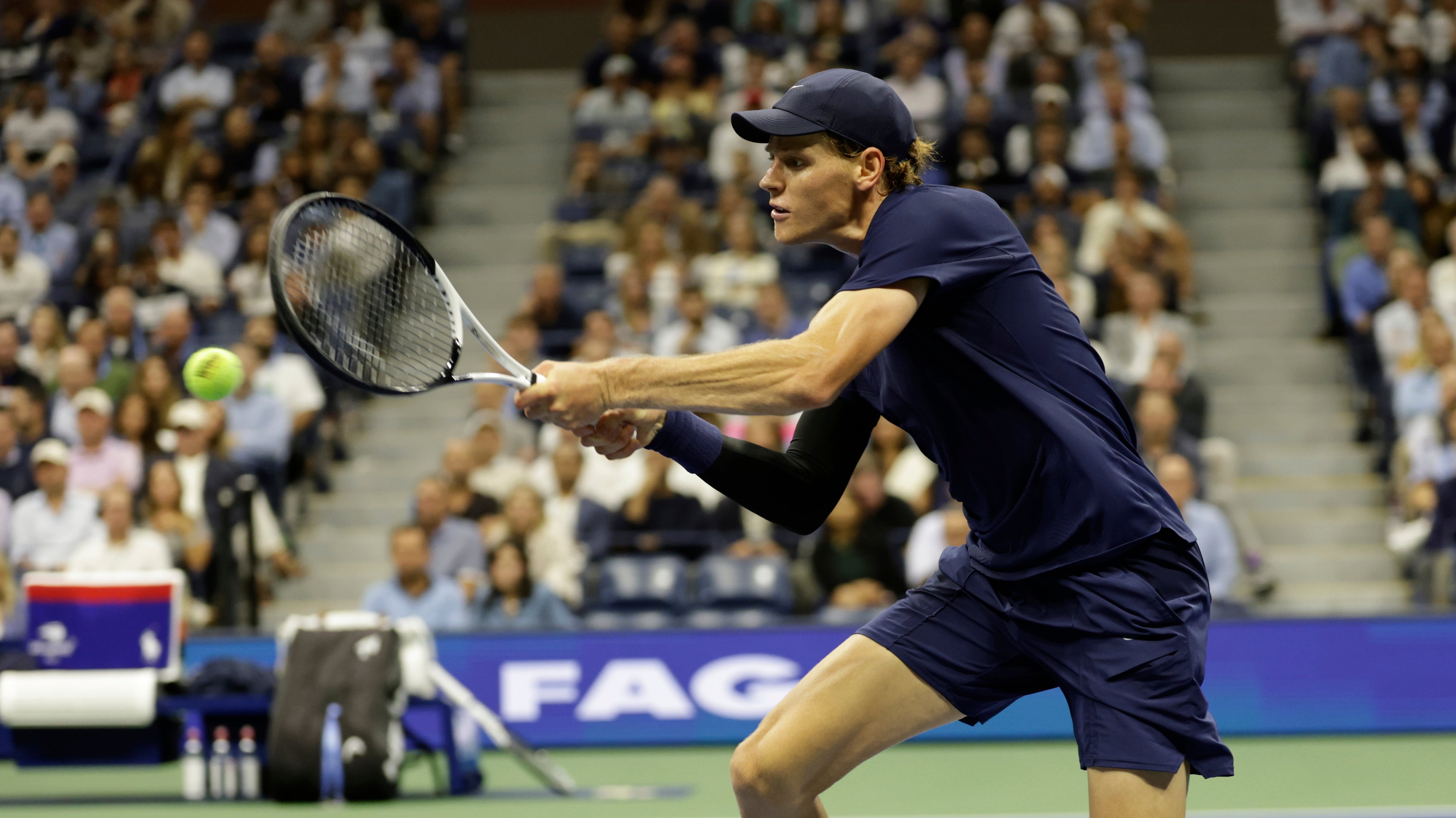 Jannik Sinner vs Félix Auger-Aliassime: A qué hora y dónde ver la semifinal del US Open 2025