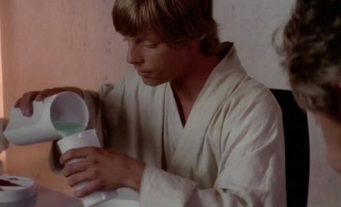 A esto sabe la leche verde que toma Luke Skywalker en Star Wars