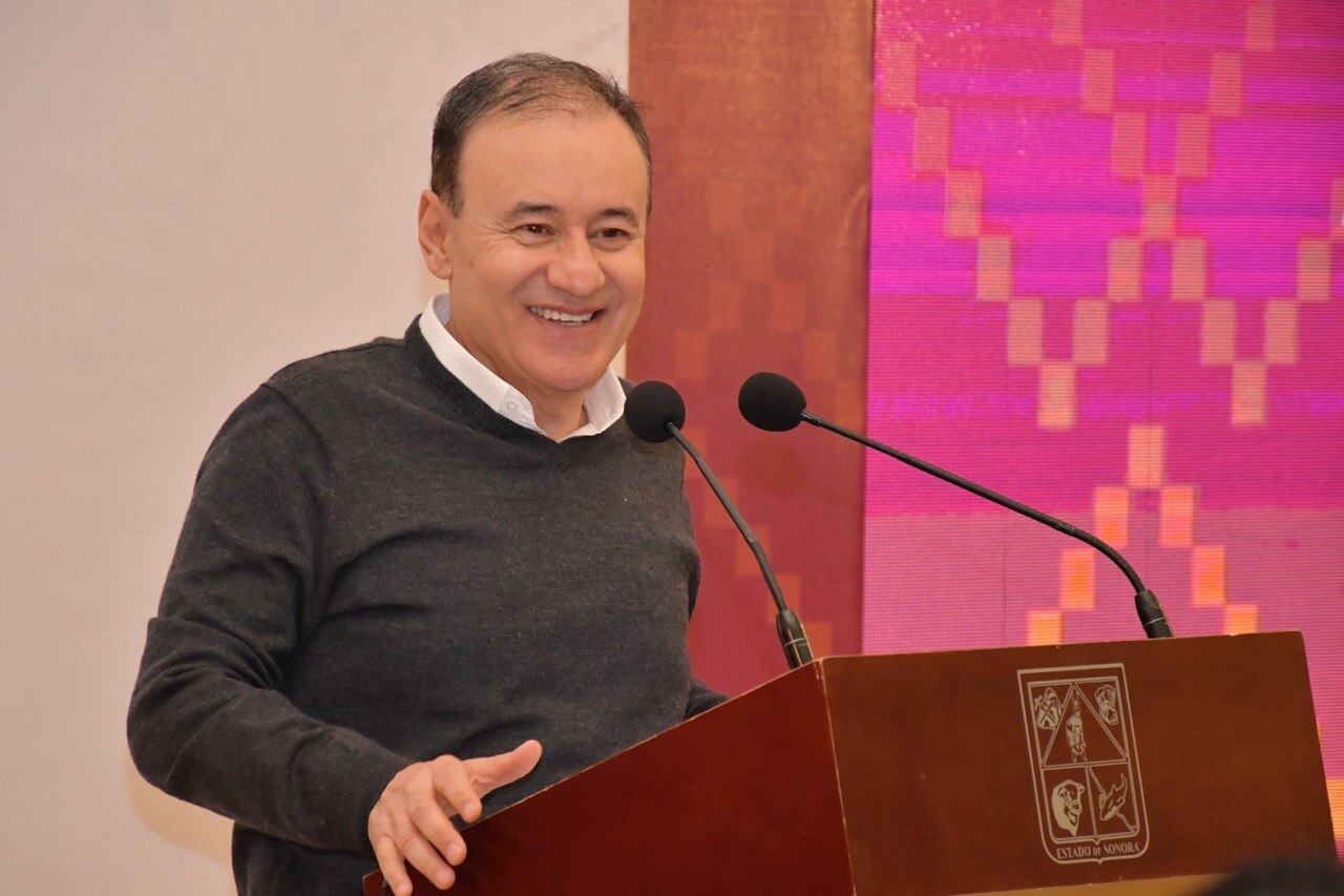 Alfonso Durazo celebra el éxito de los festivales  Kino y Bachicui