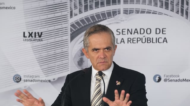 Aún no hay vínculos a Felipe Calderón y Enrique Peña Nieto, indicó Santiago Nieto.