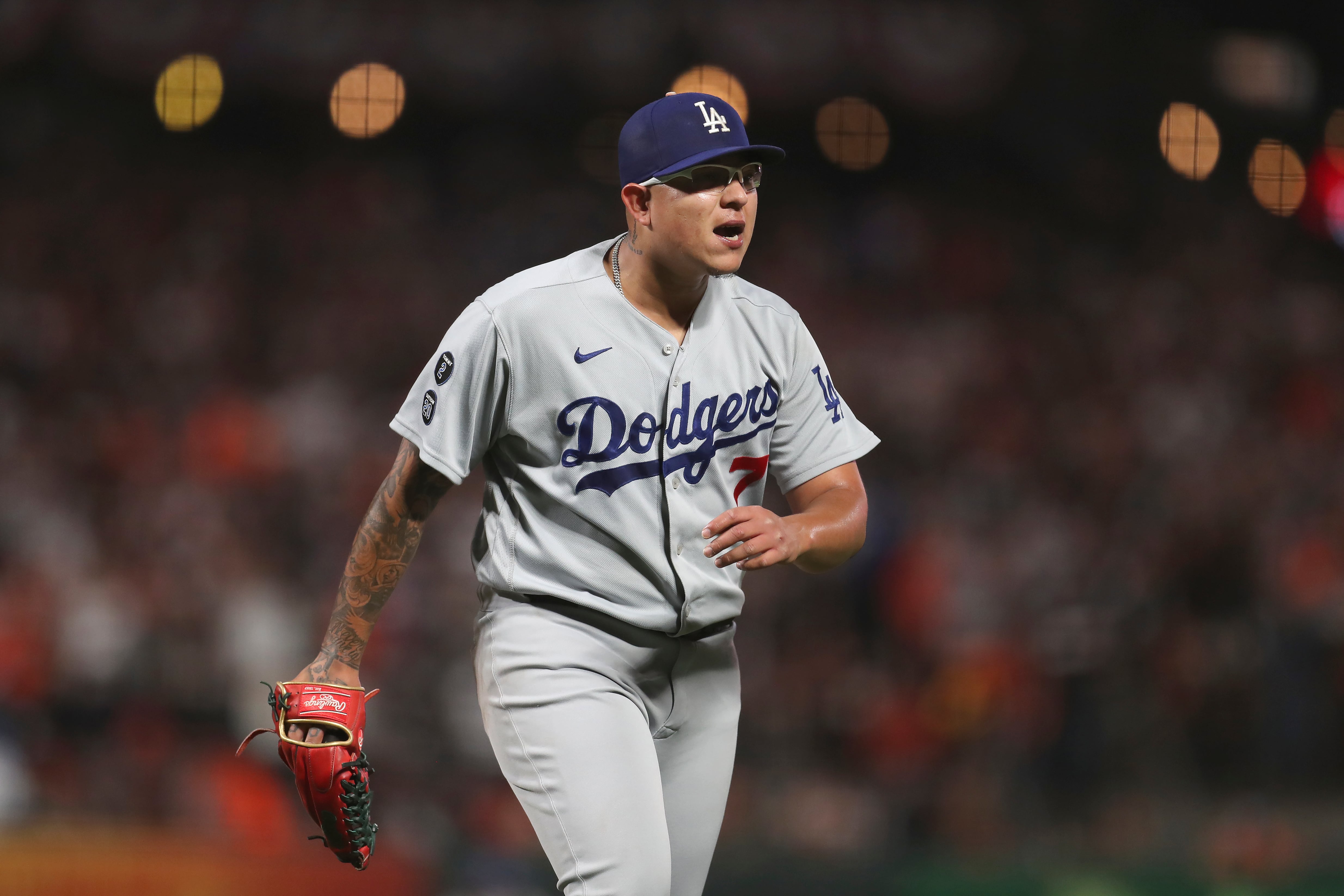 Julio Urías tuvo una buena actuación en la victoria de los Dodgers
