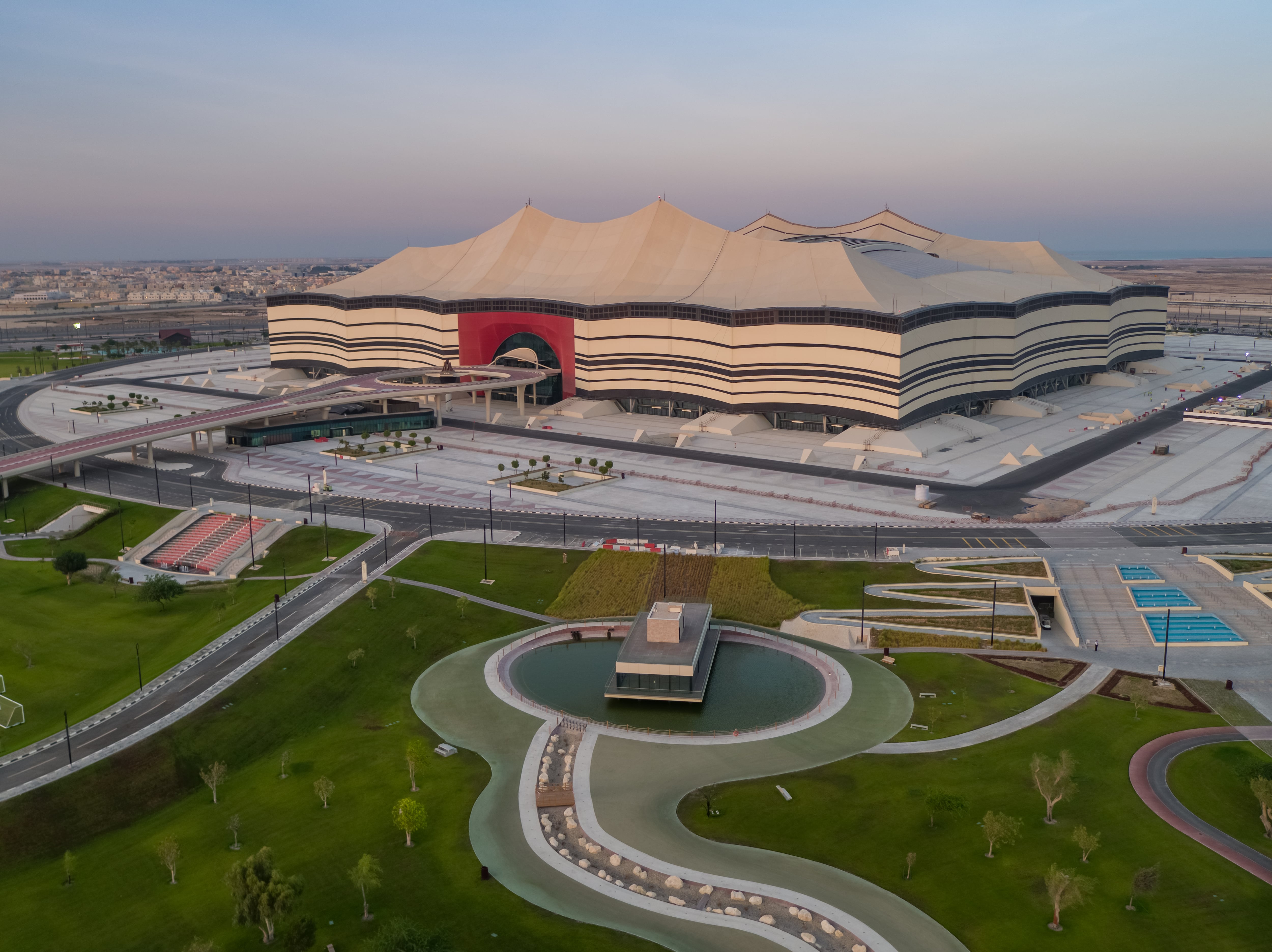 Estadio Al Bayt