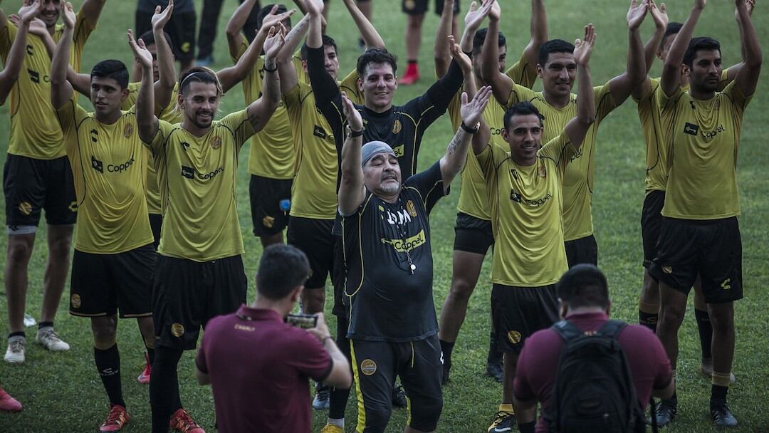 Maradona al término de su segundo ensayo con Dorados.