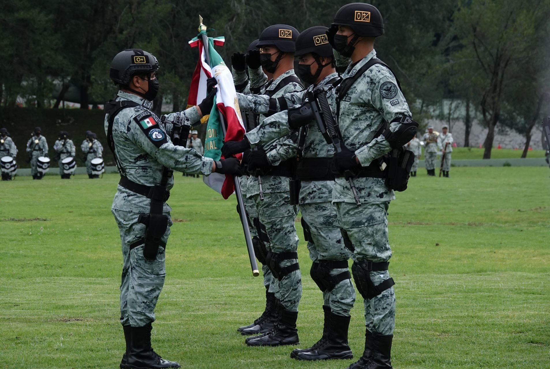 Morena discute fast track iniciativa para que Guardia Nacional pase a Sedena; tras el hecho, Jorge Romero Hicks afirma que es un fraude y una violación a la Constitución